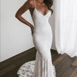 Grace loves lace clo wedding dress